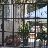 Металлический забор с коваными элементами: продажа в Крыму