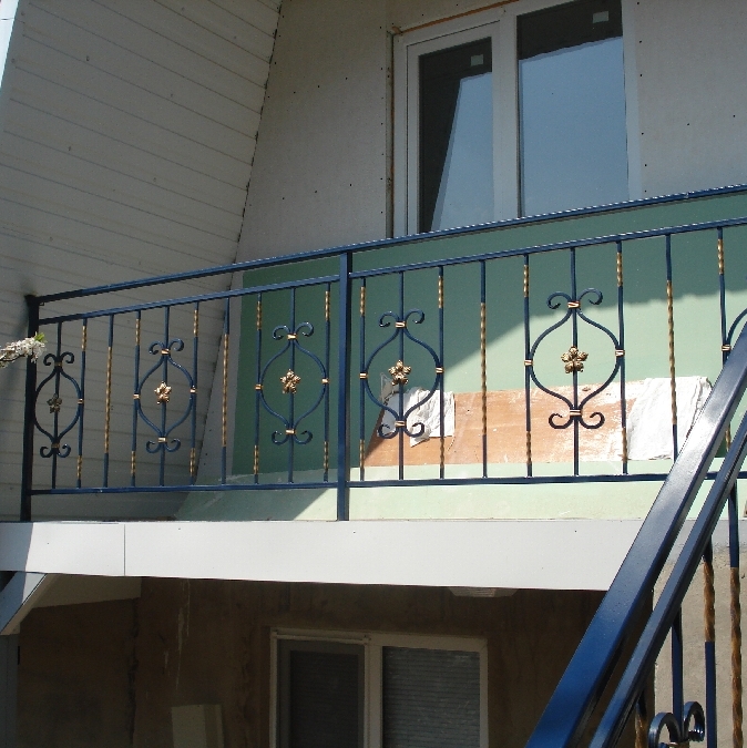 Кованые решетки на балкон**примеры работ