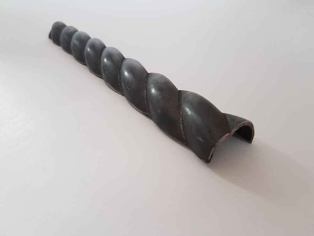 Декоративная накладка труба витая d 108 мм в Крыму